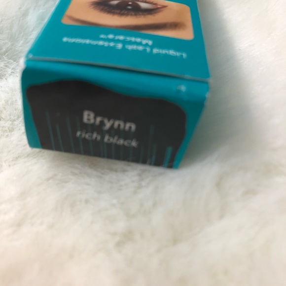 Thrive mascara - Picture 2 of 4